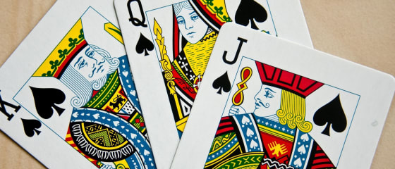 Правила та стратегії трьохкарткового покеру